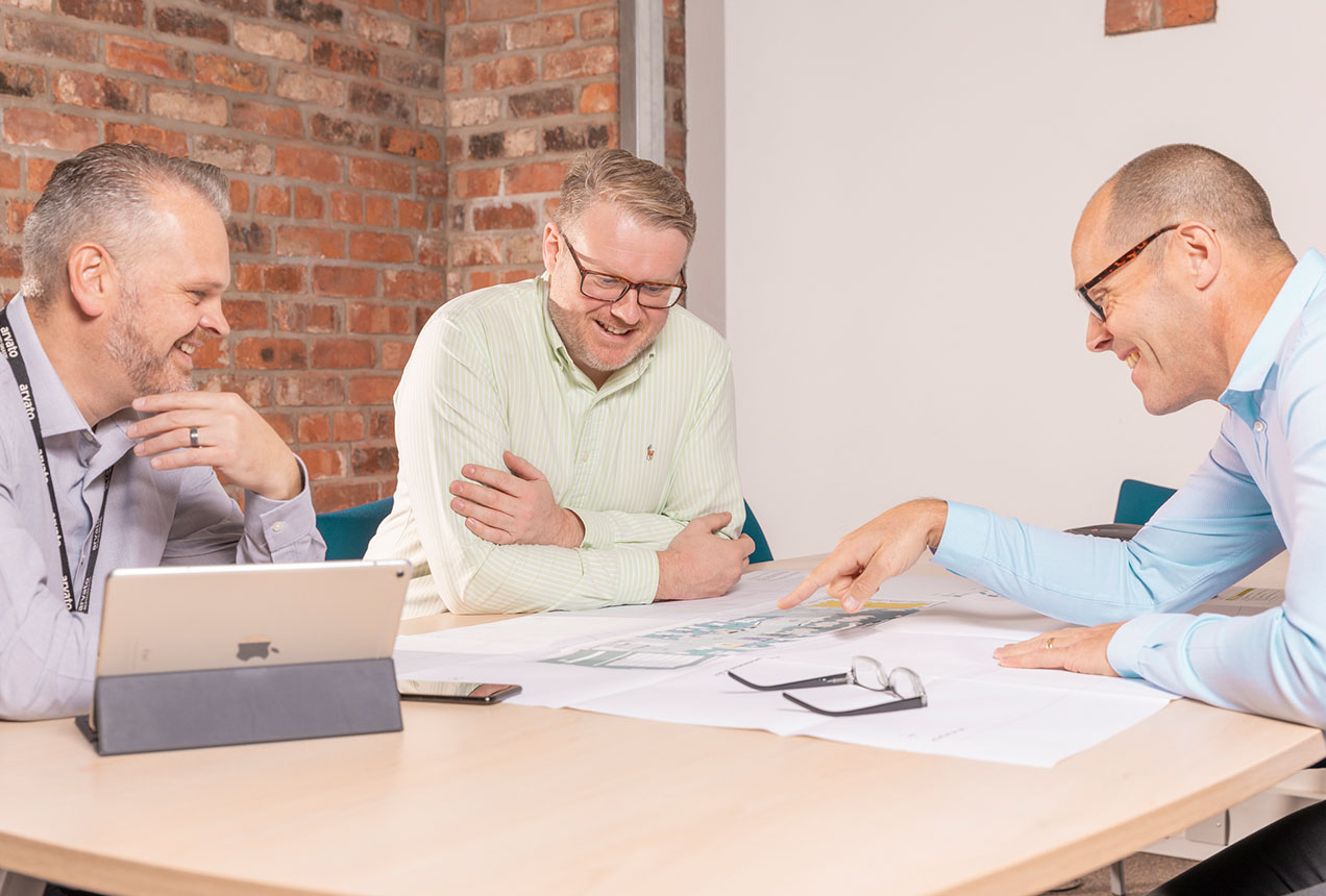 Contact_Photo.jpg Contact_Photo.jpg